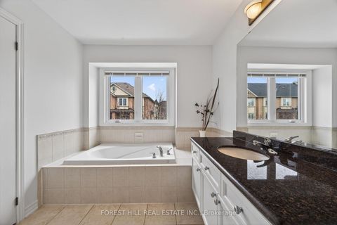 Photo 18 at 9 - 71 Puccini Drive, Oak Ridges, Richmond Hill