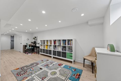 Photo 28 at 9 - 71 Puccini Drive, Oak Ridges, Richmond Hill