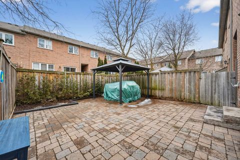 Photo 32 at 9 - 71 Puccini Drive, Oak Ridges, Richmond Hill