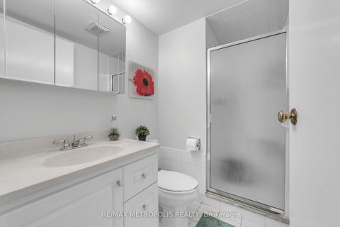 Photo 14 at 1604 - 2470 Eglinton Avenue W, Greenbrook, Toronto