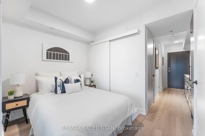 Photo 14 at 612 - 5 Lakeview Avenue, Bellwoods, Toronto