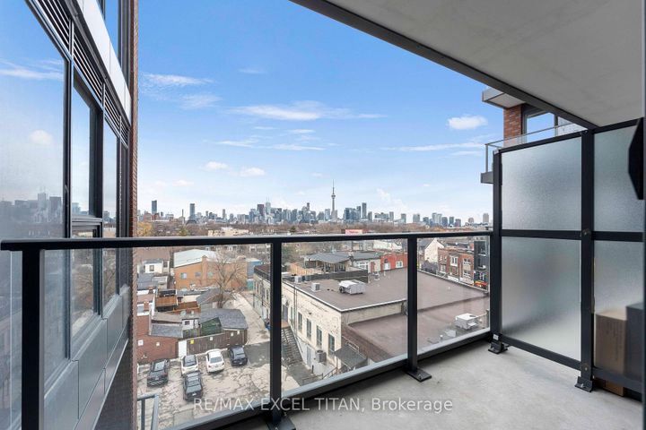 Photo 24 at 612 - 5 Lakeview Avenue, Bellwoods, Toronto