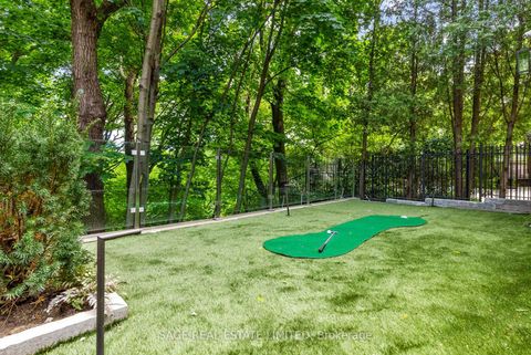 Photo 5 at 11 Ridgewood Road, Forest Hill South, Toronto