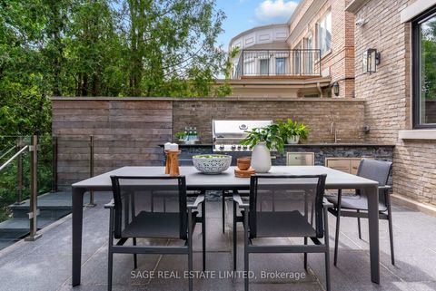 Photo 7 at 11 Ridgewood Road, Forest Hill South, Toronto