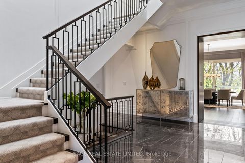 Photo 14 at 11 Ridgewood Road, Forest Hill South, Toronto