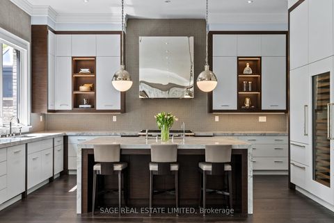 Photo 16 at 11 Ridgewood Road, Forest Hill South, Toronto