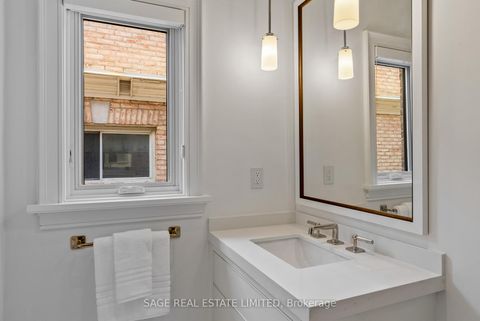 Photo 33 at 11 Ridgewood Road, Forest Hill South, Toronto