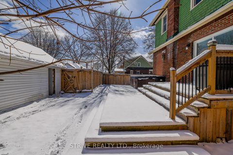 Photo 27 at 75 Oshawa Boulevard S, Central, Oshawa