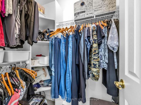 Photo 14 at 724 - 1 Leaside Park Drive, Thorncliffe Park, Toronto