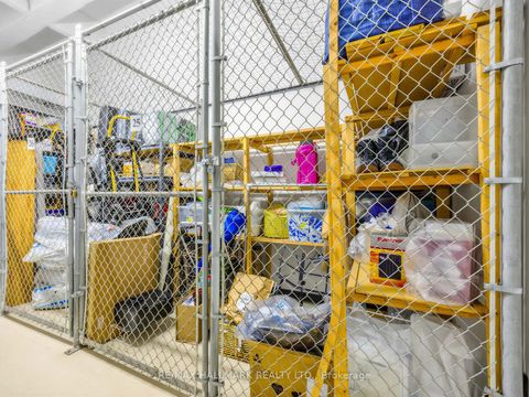 Photo 17 at 724 - 1 Leaside Park Drive, Thorncliffe Park, Toronto