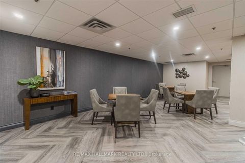 Photo 22 at 724 - 1 Leaside Park Drive, Thorncliffe Park, Toronto