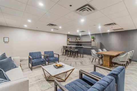 Photo 24 at 724 - 1 Leaside Park Drive, Thorncliffe Park, Toronto