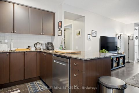 Photo 6 at 633 - 525 Wilson Avenue, Clanton Park, Toronto