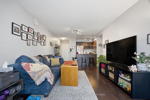 Photo 9 at 633 - 525 Wilson Avenue, Clanton Park, Toronto
