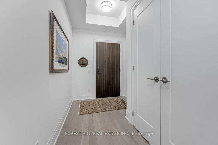 Photo 2 at 201 - 280 Howland Avenue, Annex, Toronto