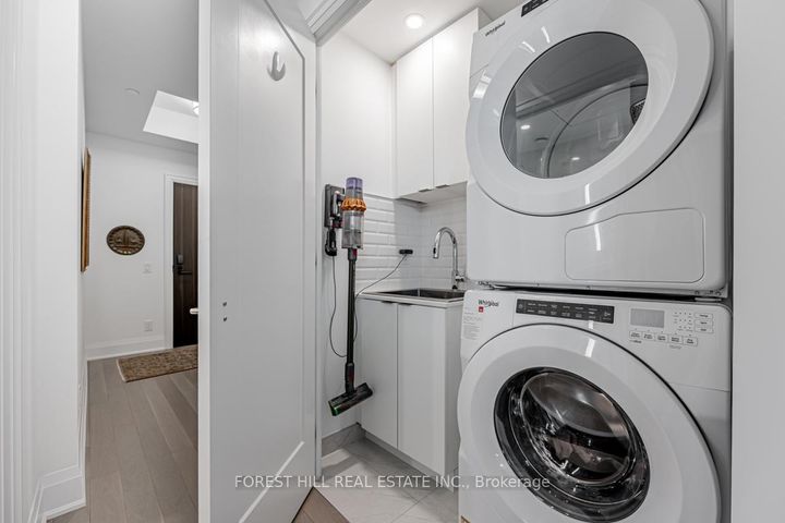 Photo 14 at 201 - 280 Howland Avenue, Annex, Toronto