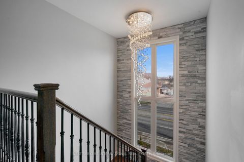 Photo 16 at 2 George McKenzie Court, Pelmo Park W4, Toronto