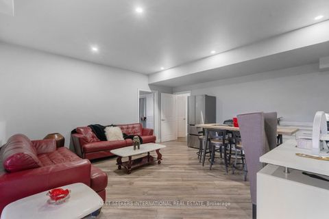 Photo 27 at 2 George McKenzie Court, Pelmo Park W4, Toronto