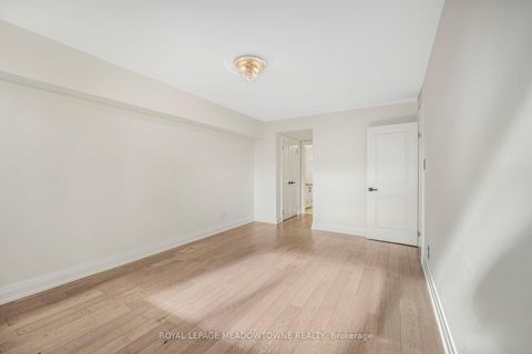 Photo 12 at 204 - 4235 Sherwoodtowne Boulevard E, City Centre, Mississauga