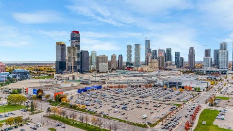 Photo 20 at 204 - 4235 Sherwoodtowne Boulevard E, City Centre, Mississauga