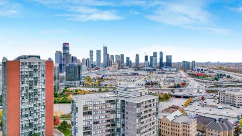 Photo 21 at 204 - 4235 Sherwoodtowne Boulevard E, City Centre, Mississauga