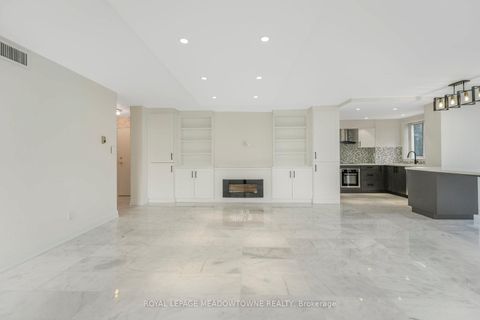 Photo 31 at 204 - 4235 Sherwoodtowne Boulevard E, City Centre, Mississauga