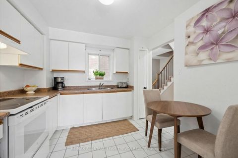 Photo 3 at 24 - 611 Gibney Crescent, Summerhill Estates, Newmarket