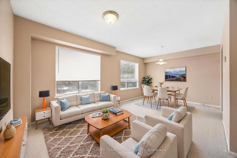 Photo 5 at 24 - 611 Gibney Crescent, Summerhill Estates, Newmarket