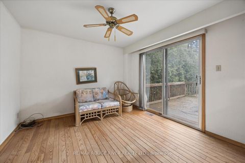 Photo 10 at 865 Regent Drive, Eastdale, Oshawa