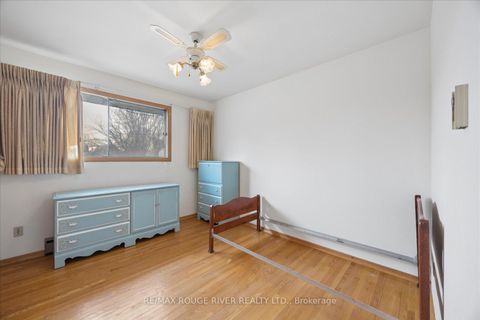 Photo 16 at 865 Regent Drive, Eastdale, Oshawa