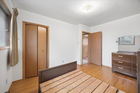 Photo 28 at 865 Regent Drive, Eastdale, Oshawa