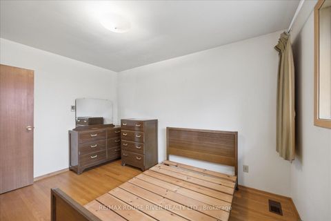 Photo 29 at 865 Regent Drive, Eastdale, Oshawa