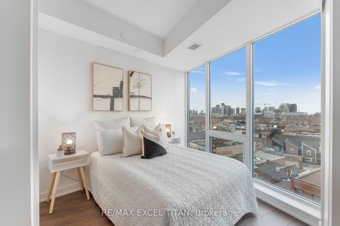 Photo 14 at 703 - 5 Lakeview Avenue, Bellwoods, Toronto