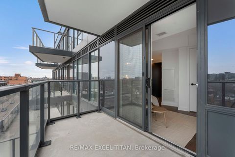 Photo 24 at 703 - 5 Lakeview Avenue, Bellwoods, Toronto