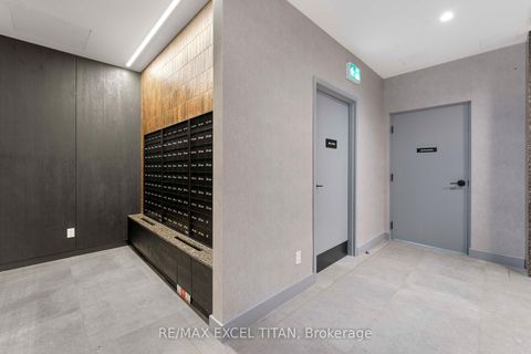 Photo 40 at 703 - 5 Lakeview Avenue, Bellwoods, Toronto