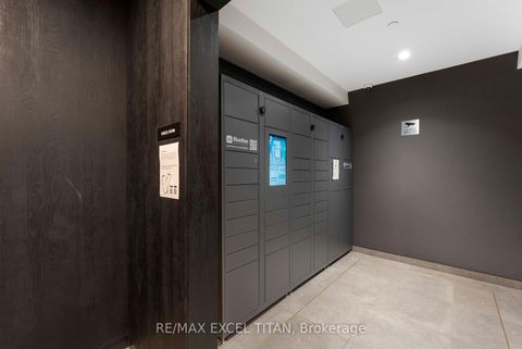 Photo 41 at 703 - 5 Lakeview Avenue, Bellwoods, Toronto