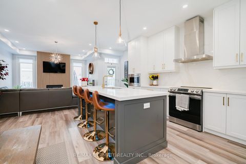 Photo 7 at 10 Torah Gate, Patterson, Vaughan