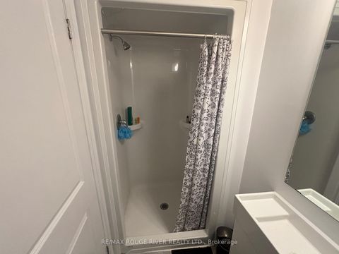 Photo 10 at 536 - 1900 Simcoe Street N, Samac, Oshawa