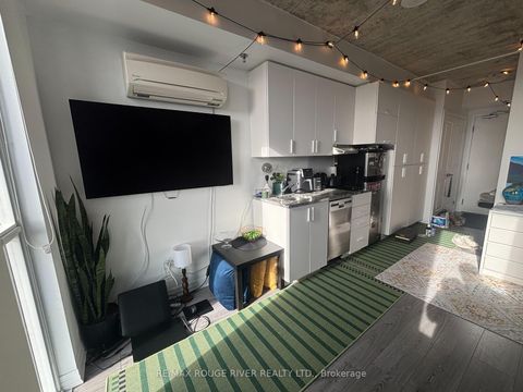 Photo 14 at 536 - 1900 Simcoe Street N, Samac, Oshawa