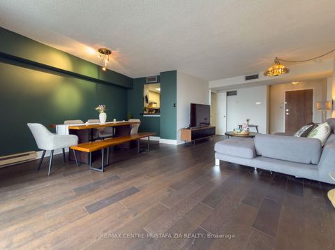 Photo 5 at 1405 - 4235 Sherwoodtowne Boulevard, City Centre, Mississauga