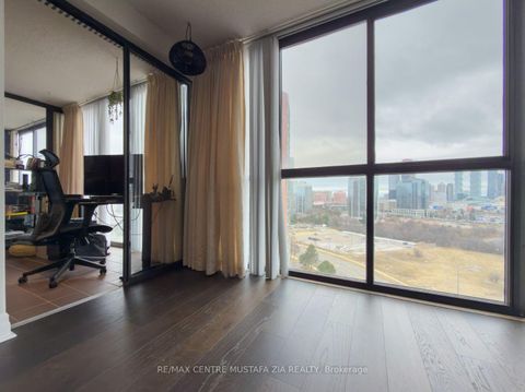 Photo 11 at 1405 - 4235 Sherwoodtowne Boulevard, City Centre, Mississauga