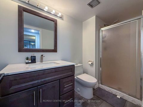 Photo 19 at 1405 - 4235 Sherwoodtowne Boulevard, City Centre, Mississauga