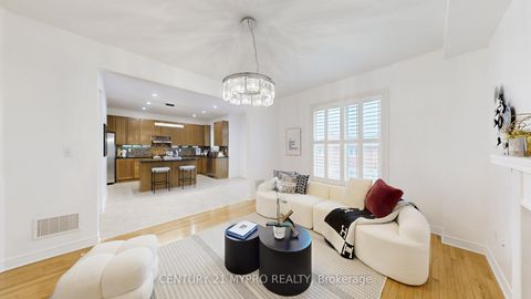 Photo 6 at 59 Fred Young Drive, CFB, Toronto