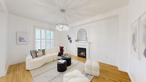 Photo 7 at 59 Fred Young Drive, CFB, Toronto