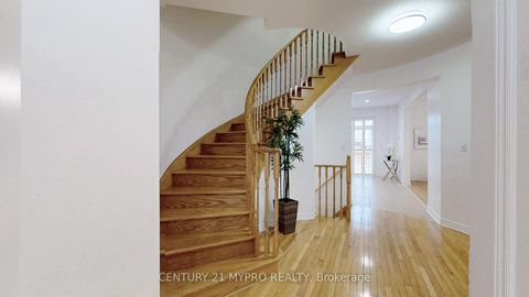 Photo 12 at 59 Fred Young Drive, CFB, Toronto