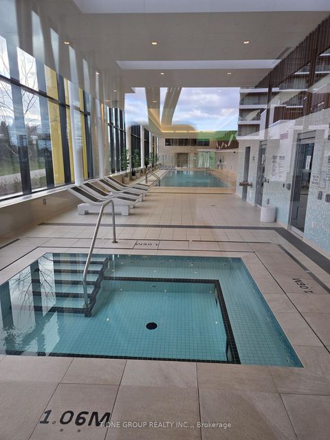 Photo 8 at 707 - 95 Mcmahon Drive, Bayview Village, Toronto