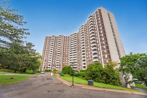 Photo 0 at 303 - 10 Edgecliff Golfway, Flemingdon Park, Toronto