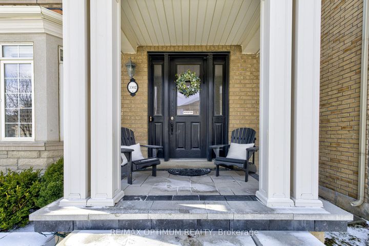 Photo 4 at 3302 Robert Brown Boulevard, GO Glenorchy, Oakville