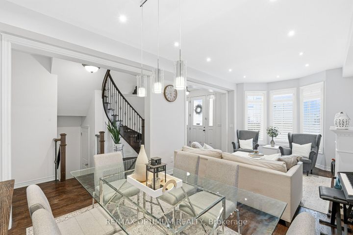 Photo 12 at 3302 Robert Brown Boulevard, GO Glenorchy, Oakville