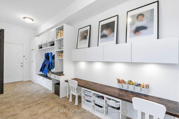 Photo 18 at 3302 Robert Brown Boulevard, GO Glenorchy, Oakville